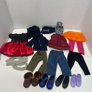 NEWBERRY 18” doll clothes lot Stella and Finn